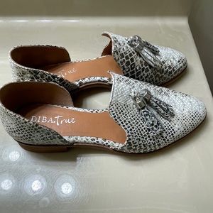 Size 7.5 but runs small